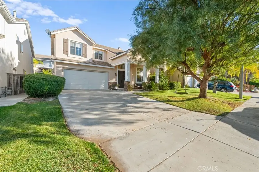 39304 Memory Drive, Murrieta, CA 92563 - Image #2