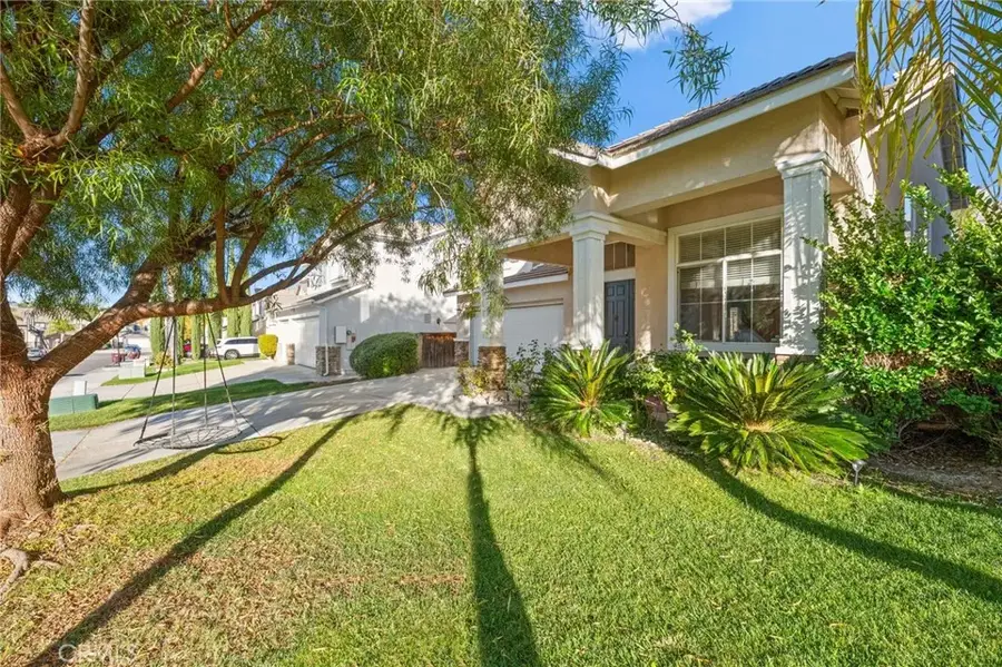 39304 Memory Drive, Murrieta, CA 92563 - Image #3