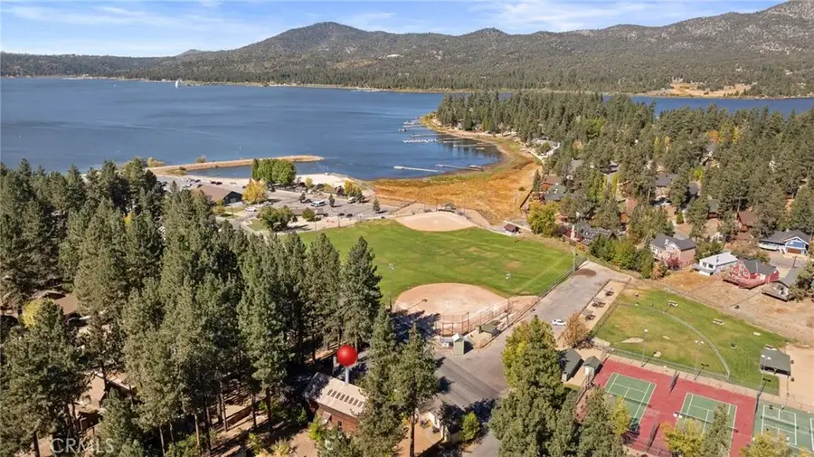 41307 Park Avenue, Big Bear Lake, CA 92315 - Image #2