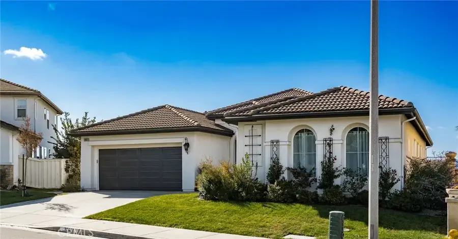 29651 Royal Burgh, Murrieta, CA 92563 - Image #2