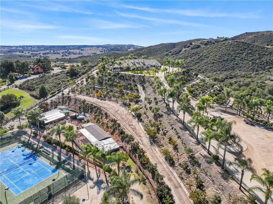 35751 Avenida La Cresta, Murrieta, CA 92562 - Image #3