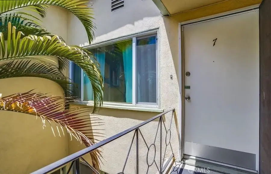 219 Esperanza Ave #7, Long Beach, CA 90802 - Image #3