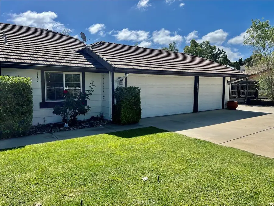 28870 Broken Arrow Cir, Menifee, CA 92584 - Image #3