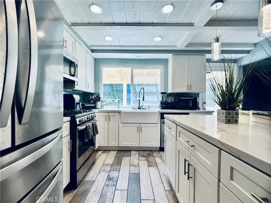 7707 Bolton Avenue, Riverside, CA 92503 - Image #2