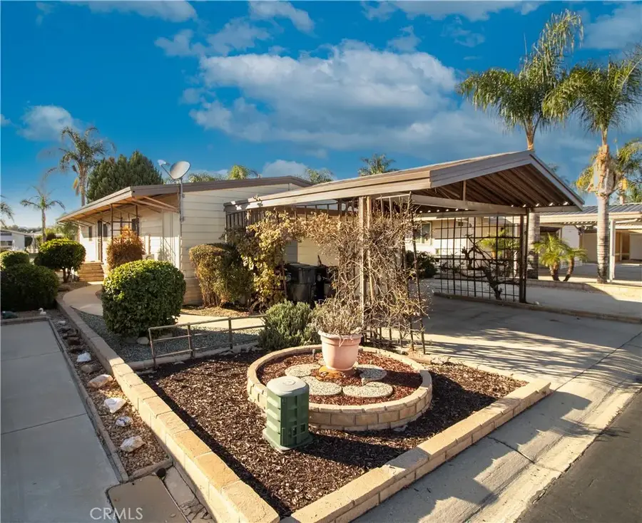 1387 Bishop, Hemet, CA 92545 - Image #2