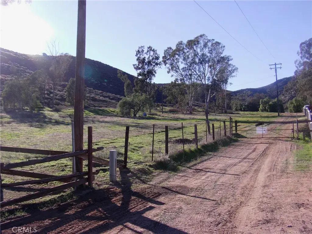 32595 Newport, Winchester, CA 92596 - Image #1