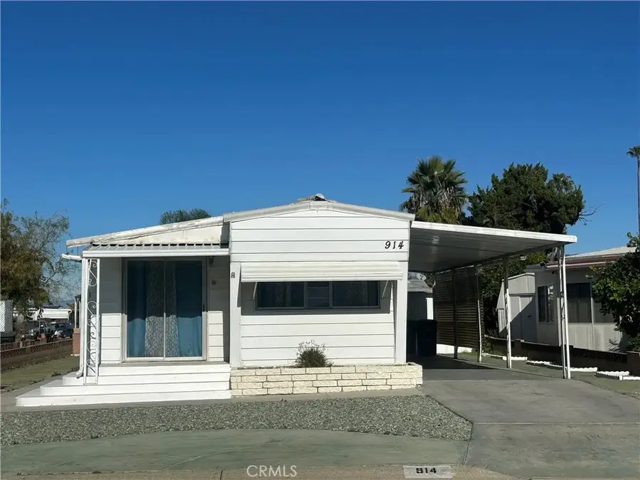 914 W Johnston, Hemet, CA 92543 - Image #3