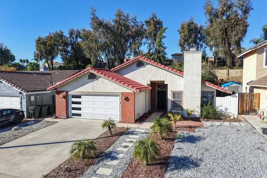 39739 Old Carriage, Murrieta, CA 92563 - Image #1