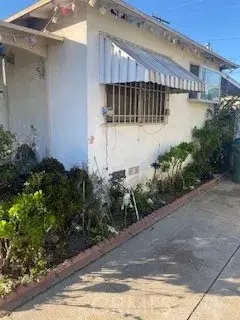 1223 E 124th, Los Angeles, CA 90059 - #3