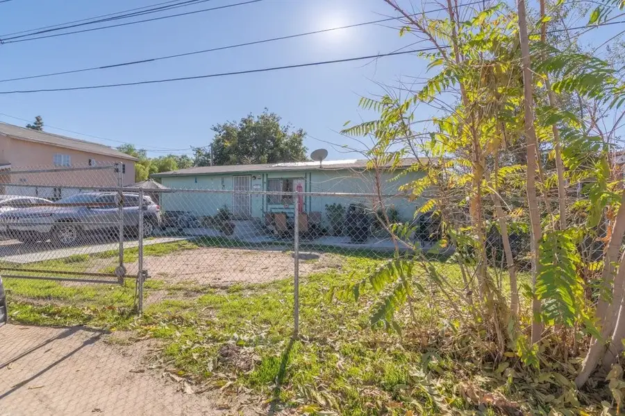 21225 Victorian, Wildomar, CA 92595 - Image #2