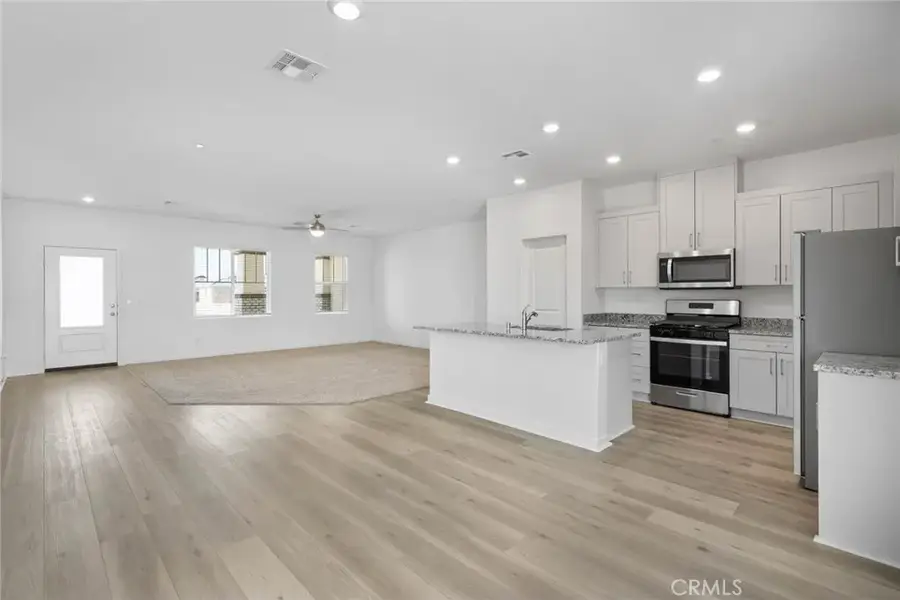 11299 Lancer, Victorville, CA 92392 - Image #2