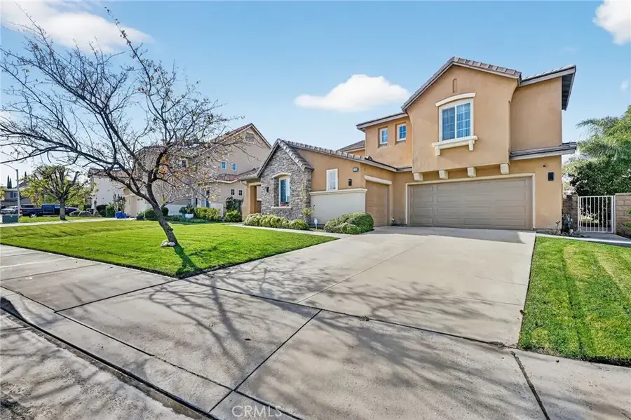 43901 Running Brook, Temecula, CA 92592 - Image #2