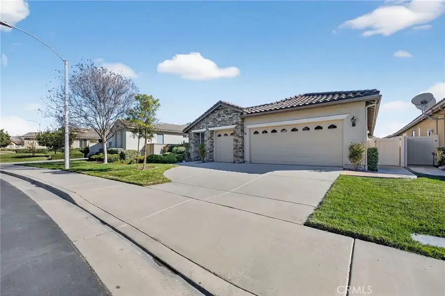 29224 Sparkling Drive, Menifee, CA 92584 - Image #2