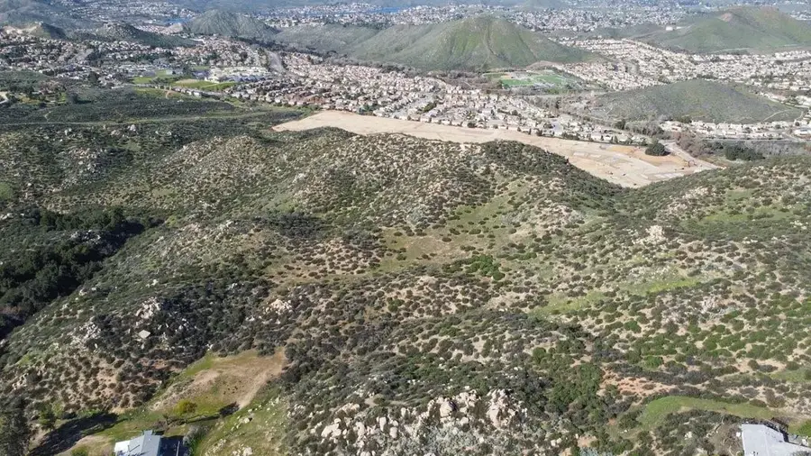 7 Turtle Creek Rd,, Lake Elsinore, CA 92530 - Image #2