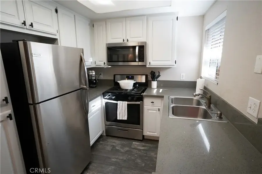 16377 Lakeshore Dr #1A, Lake Elsinore, CA 92530 - Image #3