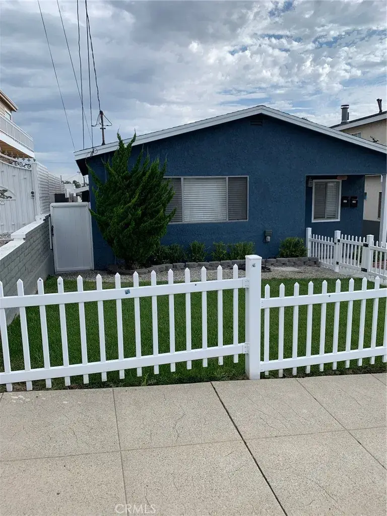 1240 W 22nd St, San Pedro, CA 90731 - Image #2