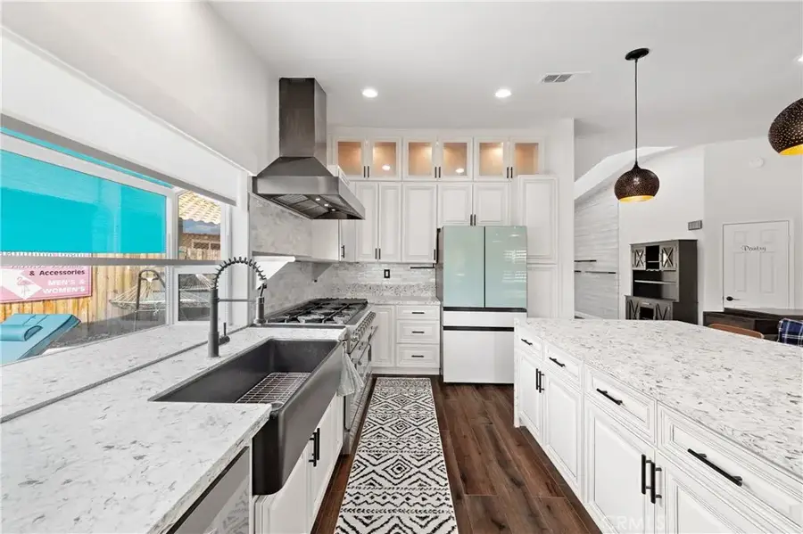 591 Gladiola Street, Hemet, CA 92545 - Image #2