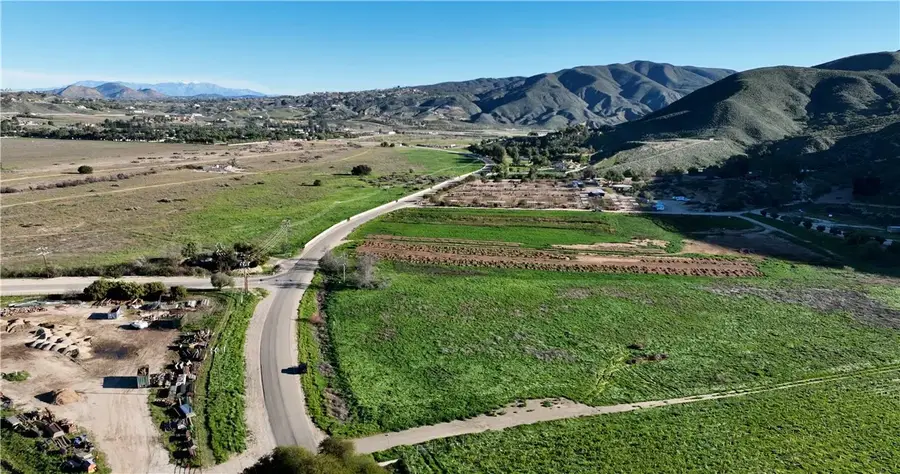 38100 Pauba Rd, Temecula, CA 92592 - Image #3