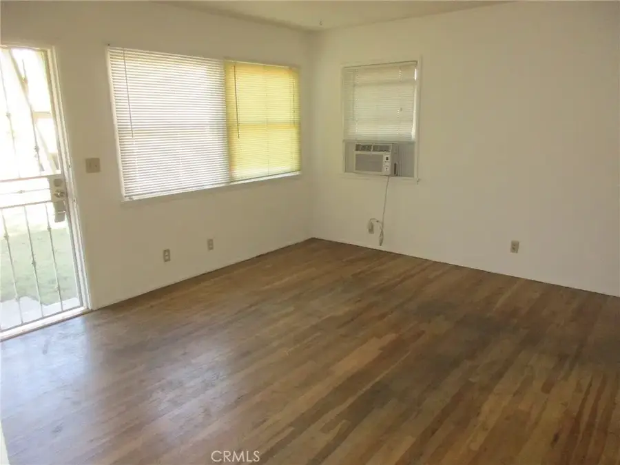 3142 Cedar St, Riverside, CA 92501 - #3