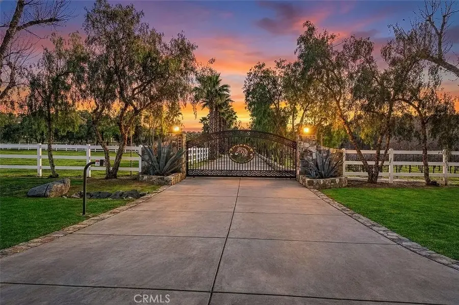 40801 Avenida La Cresta, Murrieta, CA 92562 - Image #2