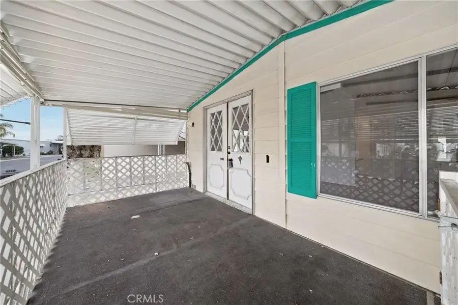 575 S Lyon #147, Hemet, CA 92543 - #2