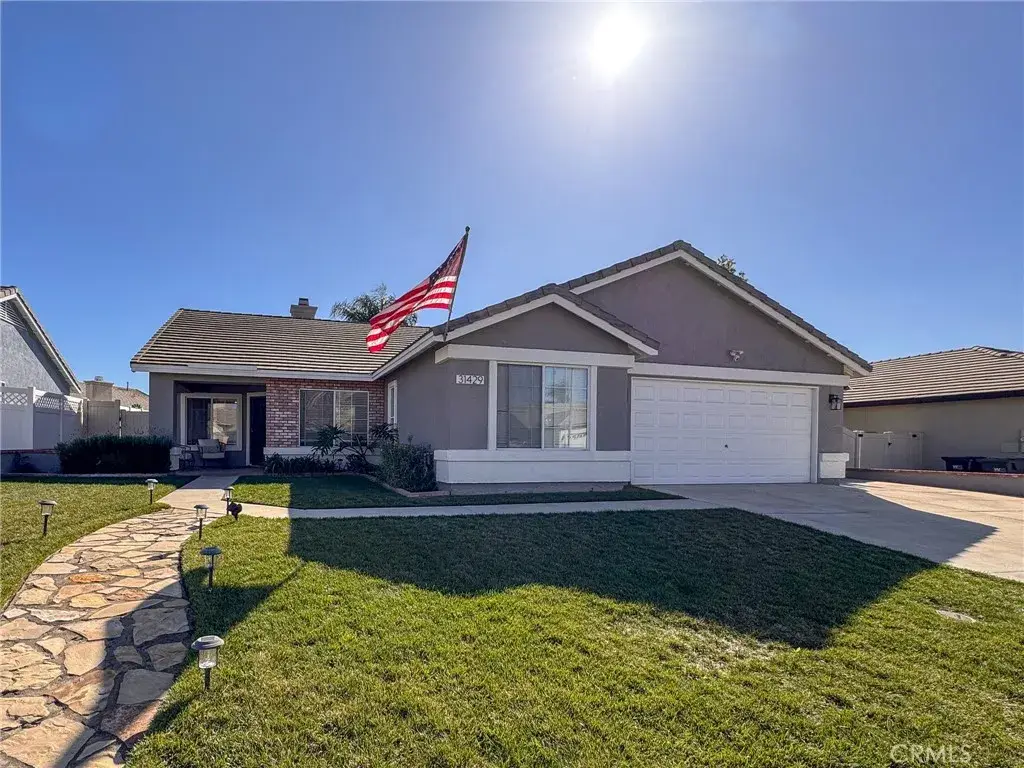 31429 Amsterdam, Winchester, CA 92596 - #1