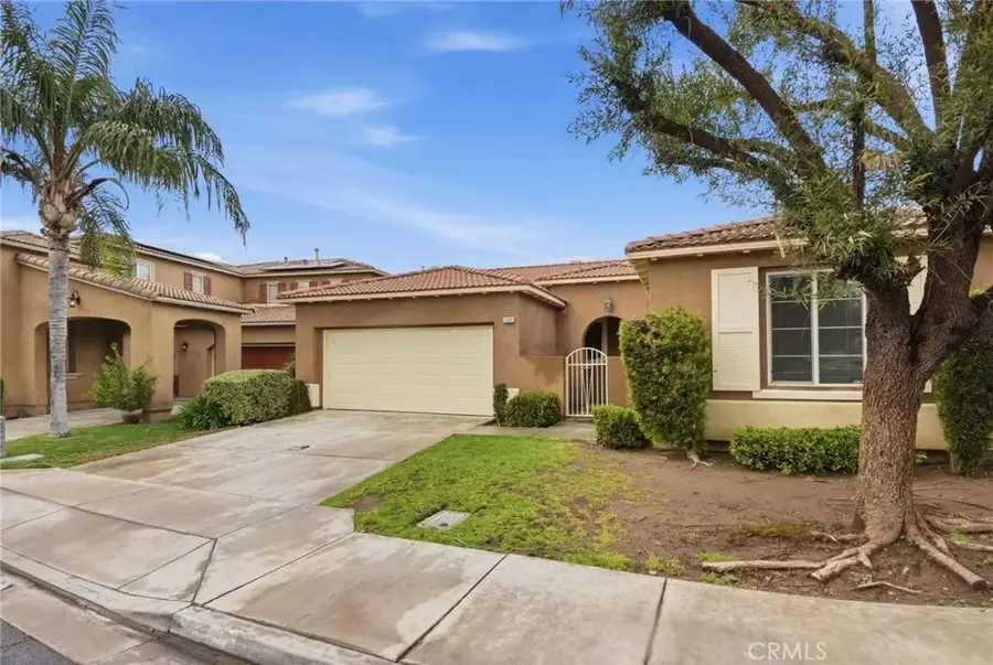 3860 Bella Isola, Perris, CA 92571 - #3