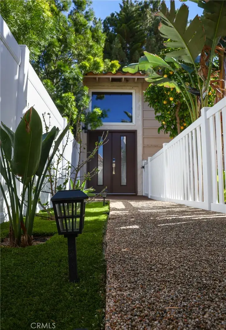 2216 El Capitan Drive, Riverside, CA 92506 - #3