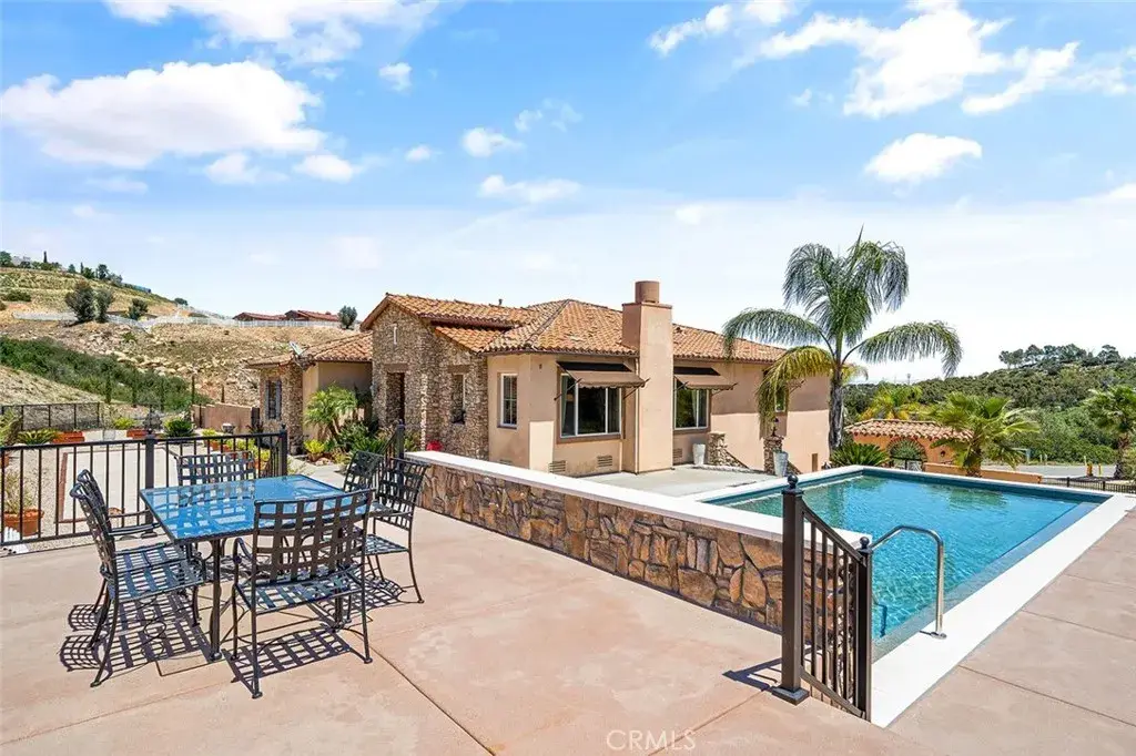 36505 Calle De Lobo, Murrieta, CA 92562 - #1