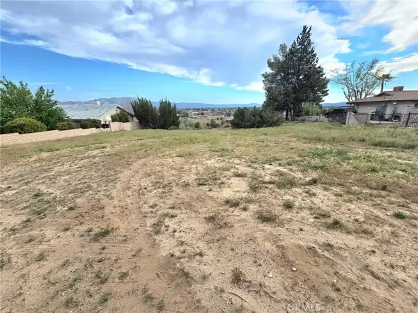 18155 Orange, Hesperia, CA 92345