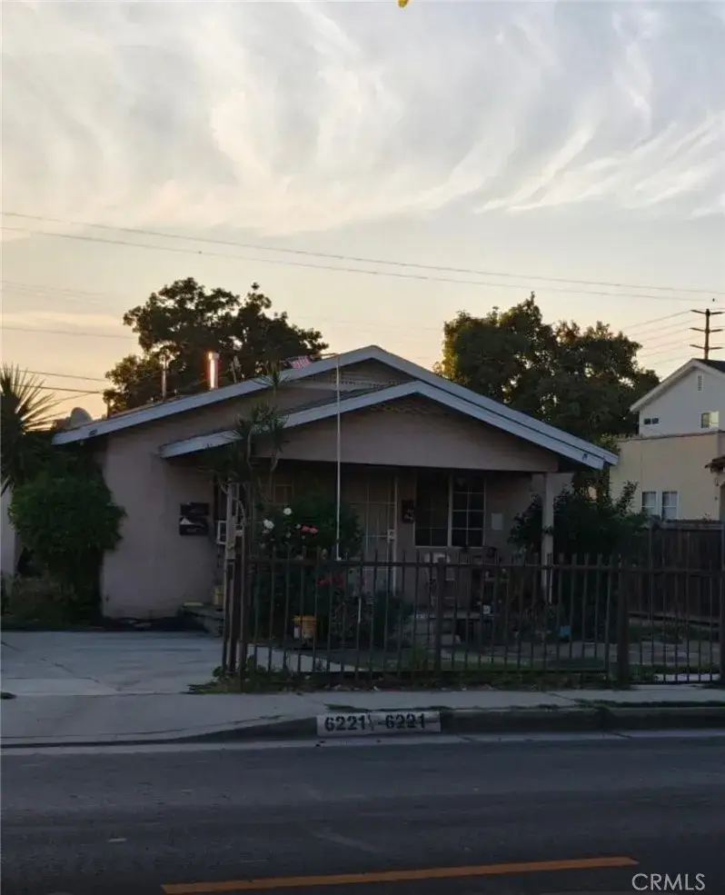 6221 Heliotrope, Bell, CA 90201 - #1