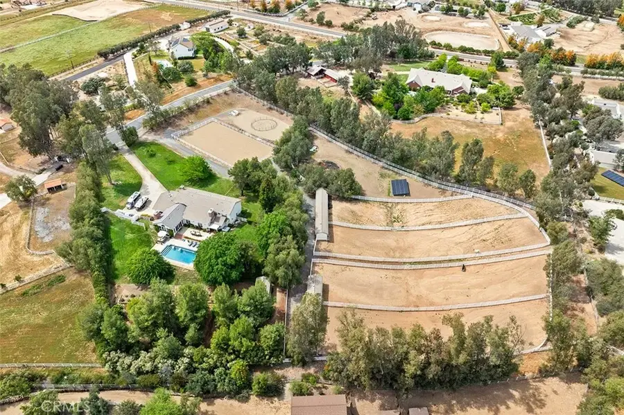 38500 Calle Pimienta, Murrieta, CA 92562 - #2