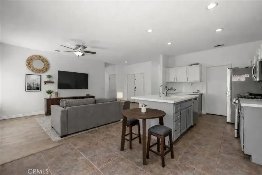 13121 Fullerton Drive, Victorville, CA 92392 - #3