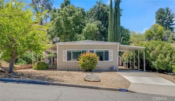 22819 Skylink, Canyon Lake, CA 92587
