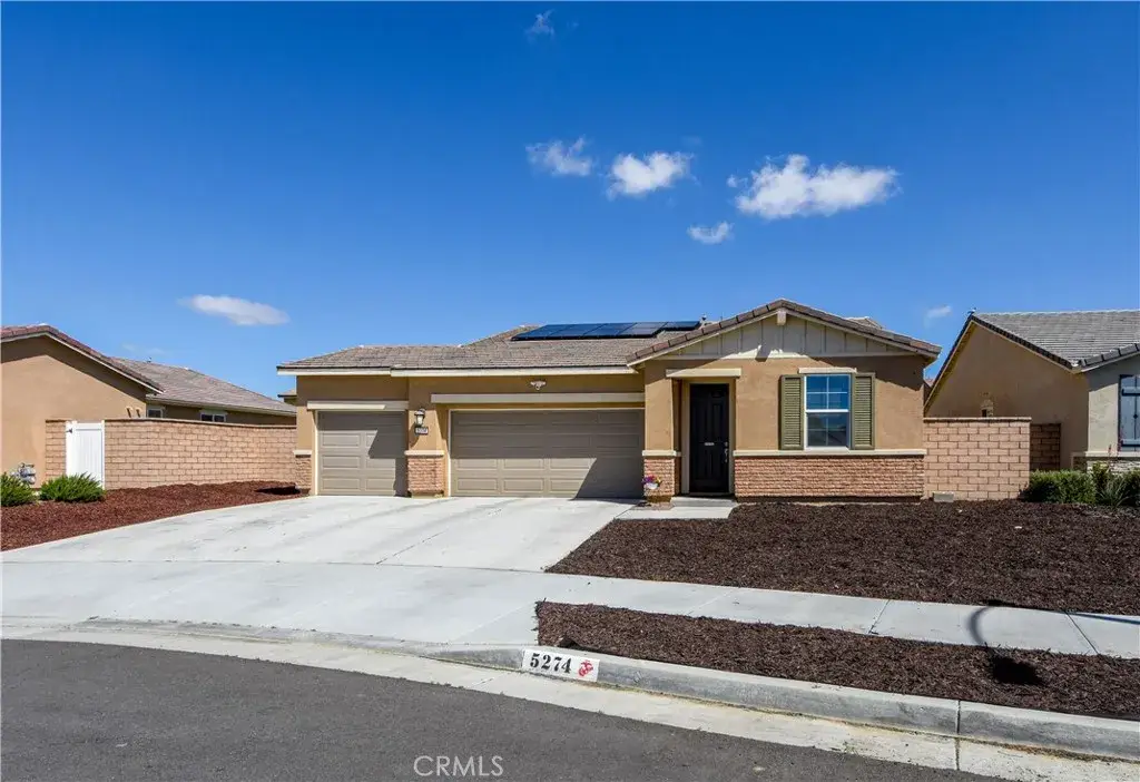 5274 Saloon, Hemet, CA 92545 - #1