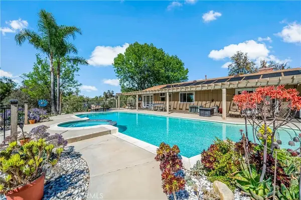 39980 Via Fernando, Temecula, CA 92592