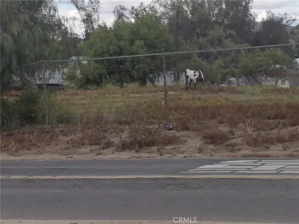 5 Holland Rd, Menifee, CA 92584