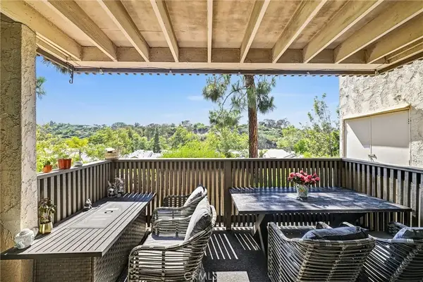 8640 Via Mallorca #B, La Jolla, CA 92037