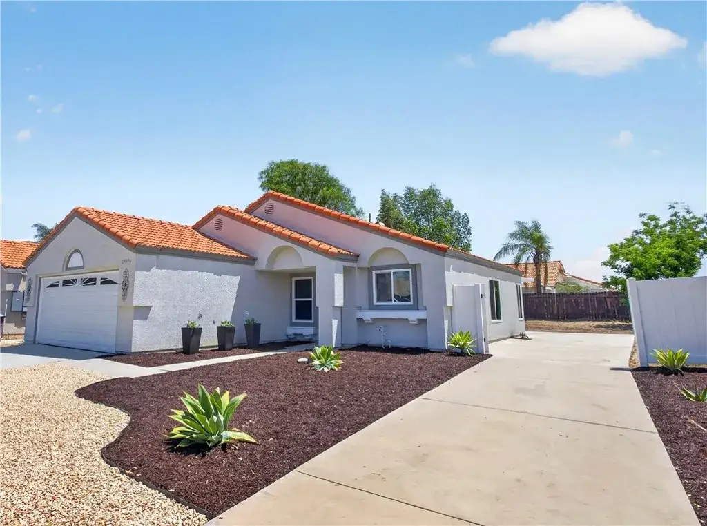 29396 Reading, Menifee, CA 92586 - #1