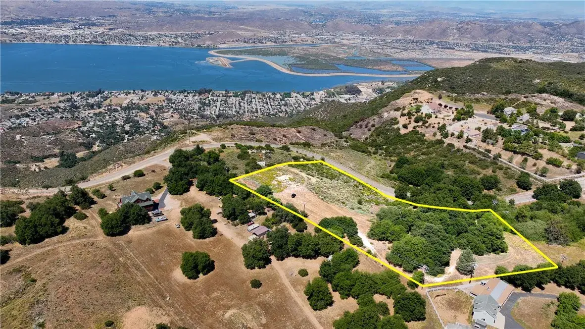 34561 S Main Divide, Lake Elsinore, CA 92530 - #1