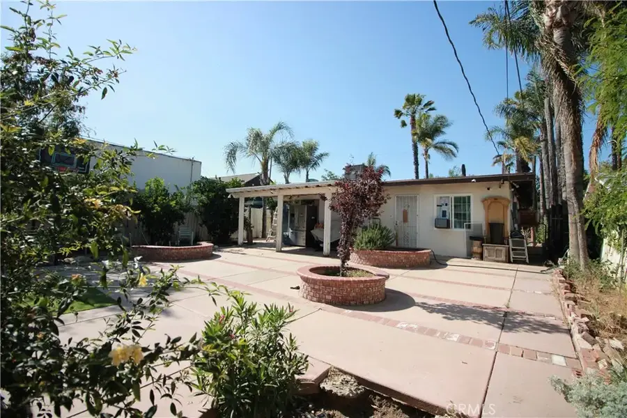 249 W 6th, Perris, CA 92570 - #3