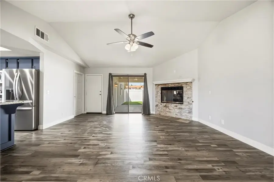 7596 Arcadia Avenue, Hesperia, CA 92345 - #3