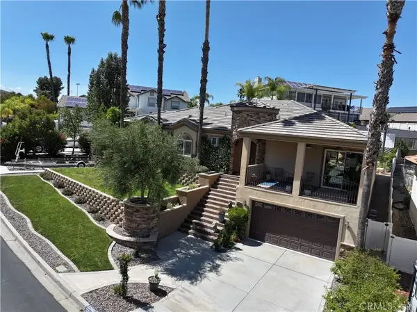 22142 Hoofbeat, Canyon Lake, CA 92587