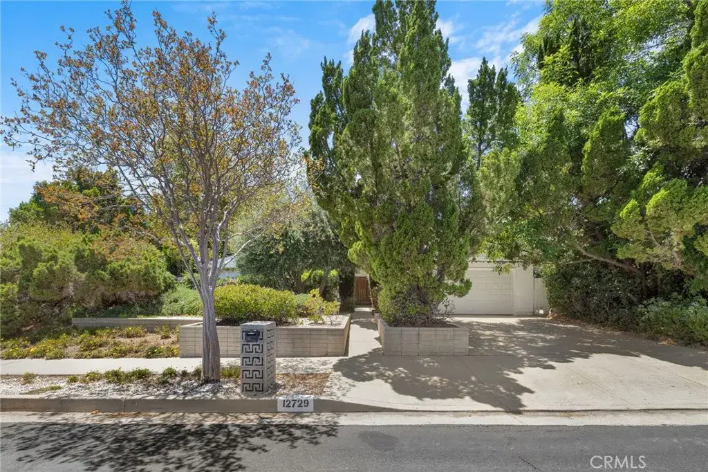 12729 Jolette Avenue, Granada Hills, CA 91344 - #1