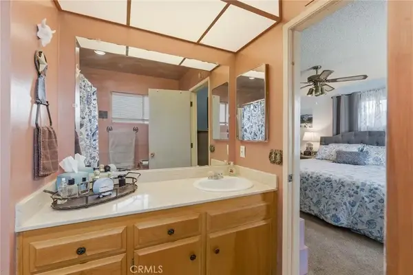 1381 Amberwood, Hemet, CA 92543
