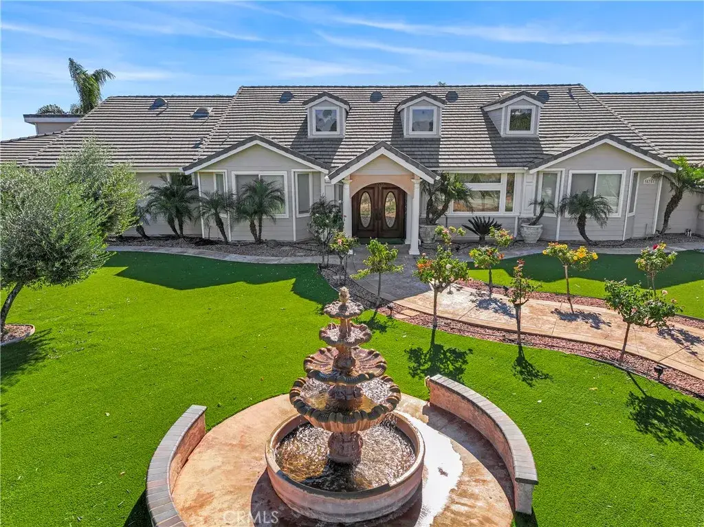 35751 Avenida La Cresta, Murrieta, CA 92562 - #1
