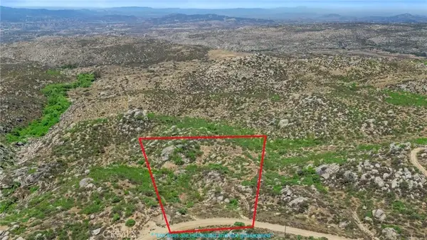 990 Crazy Horse Canyon, Aguanga, CA 92536
