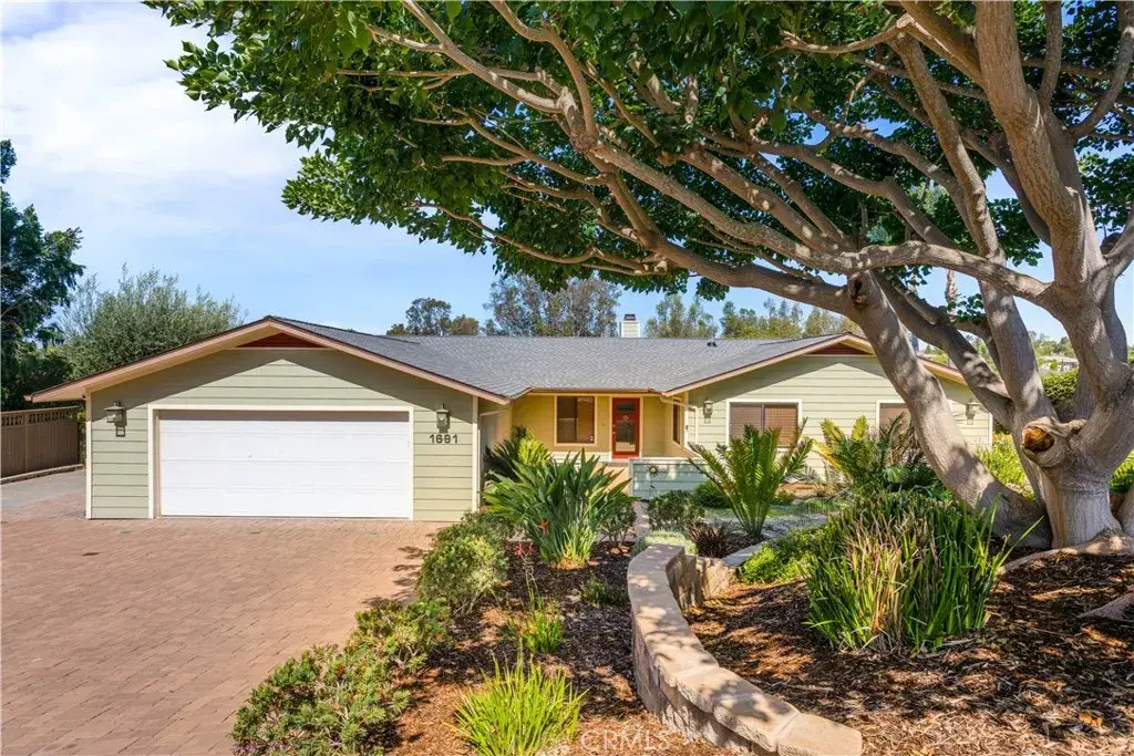 1691 Pepper Tree, Fallbrook, CA 92028 - #1