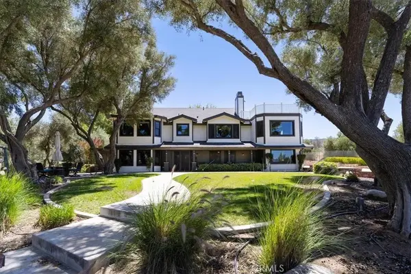 42683 Juniper Street, Murrieta, CA 92562