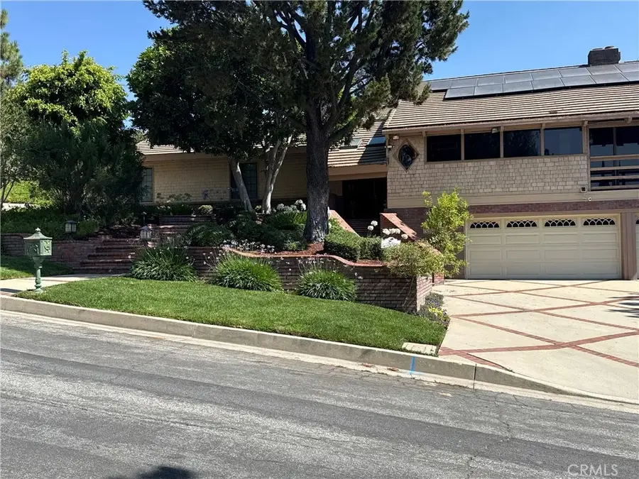 325 Roughrider Road, La Verne, CA 91750 - #2